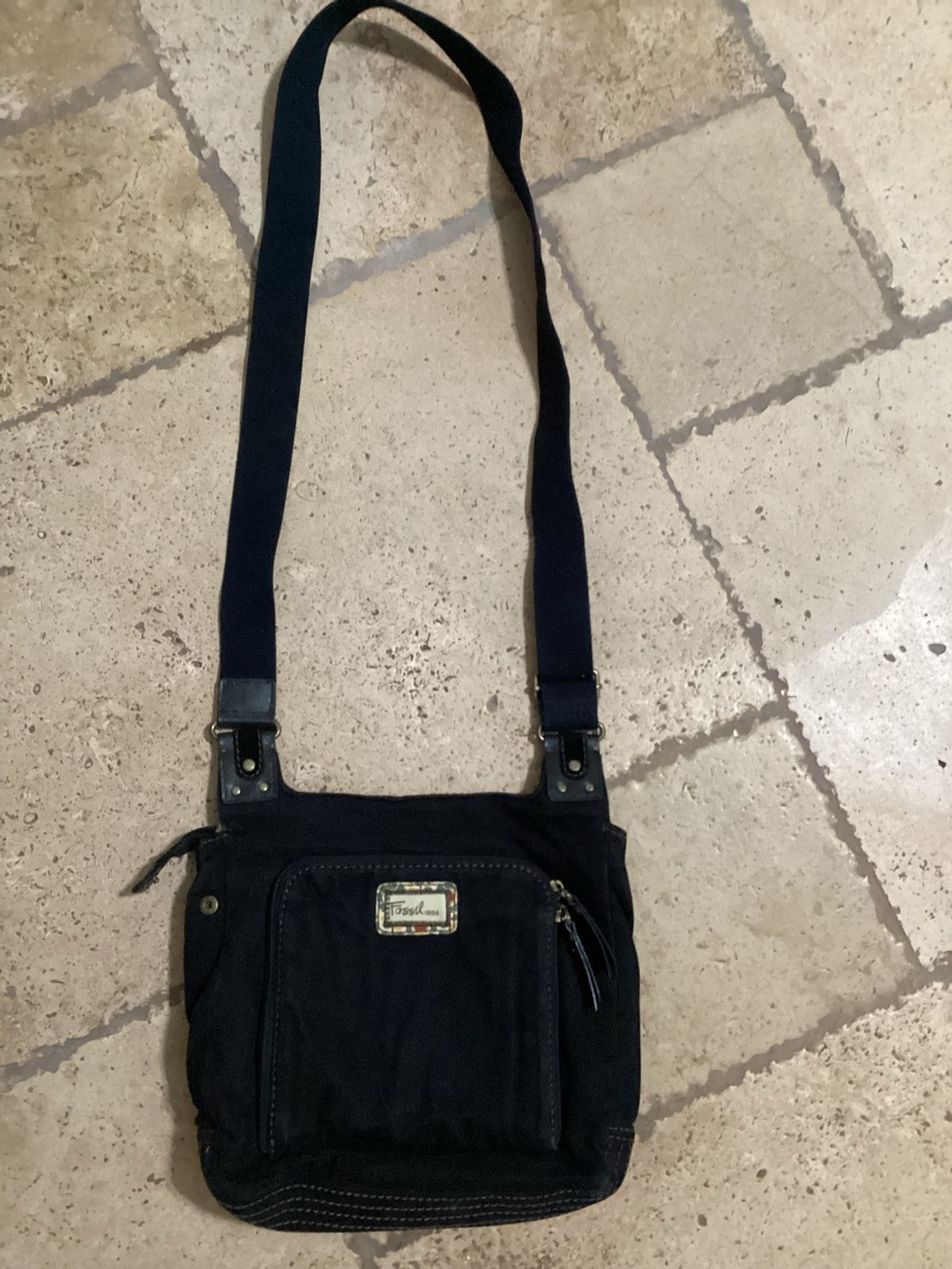 Vintage Y2K fossil crossbody messenger bag
